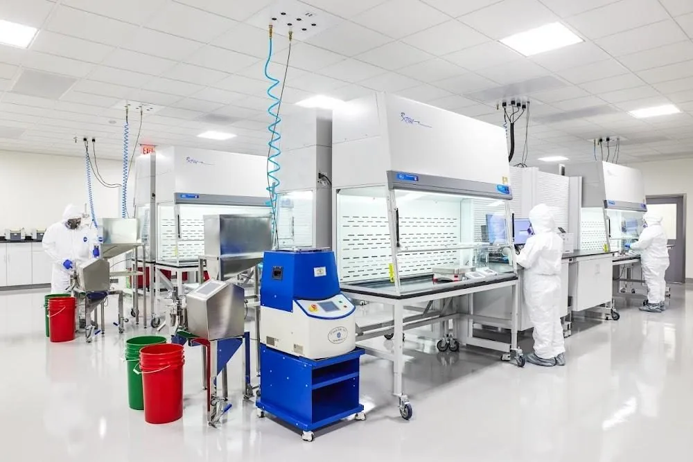 Laboratorio especializado en la fabricación de productos sanitarios de cuidado ocular